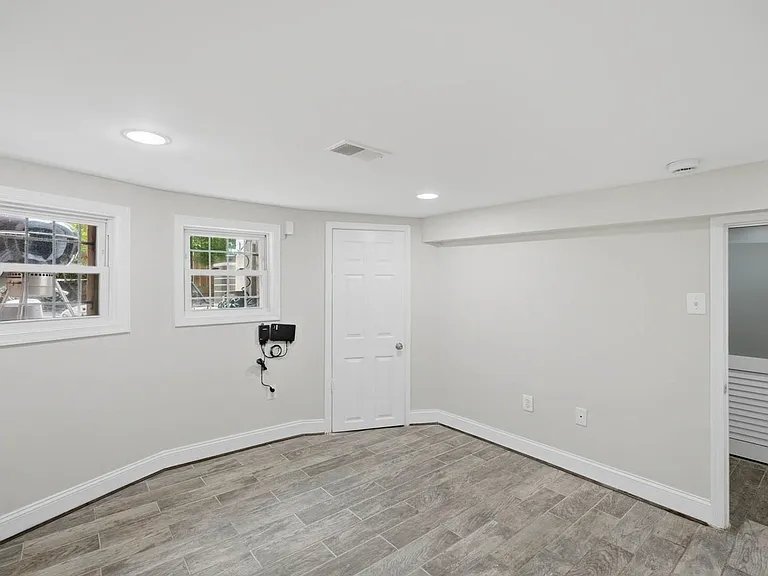 214 Rhode Island Ave NW — Photo 13