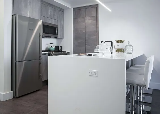 Rented by Kahen Properties | media 29