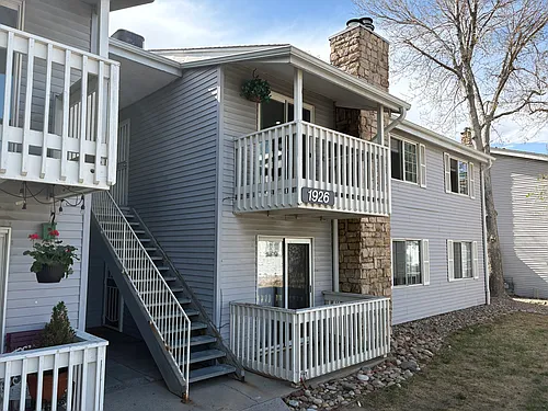 1926 S Vaughn Way #204 Photo 1