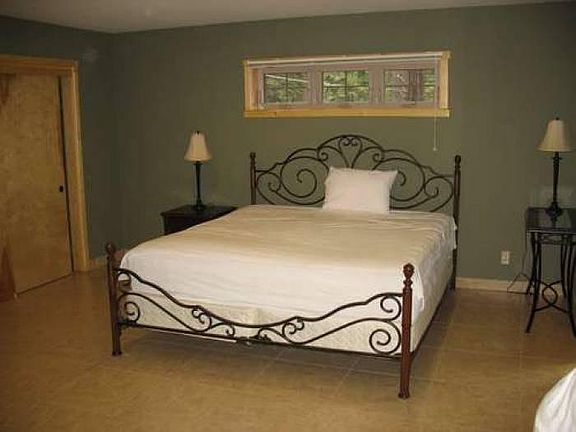 5th image of 1425 Washoe Way