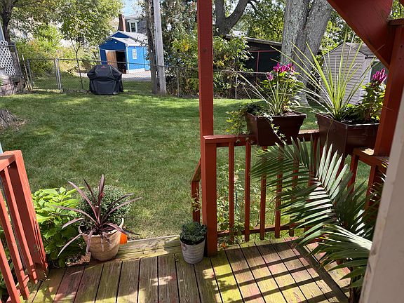 2nd image of 14 Ridge St #1