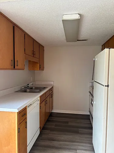 400 Alice Dr Photo 1
