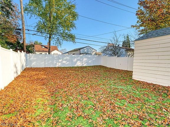 3rd image of 8504 Bauerdale Ave
