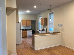 1504 W Henderson St, Chicago, IL 60657