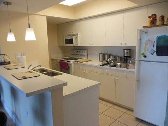 4th image of 701 NW 19th St APT 305