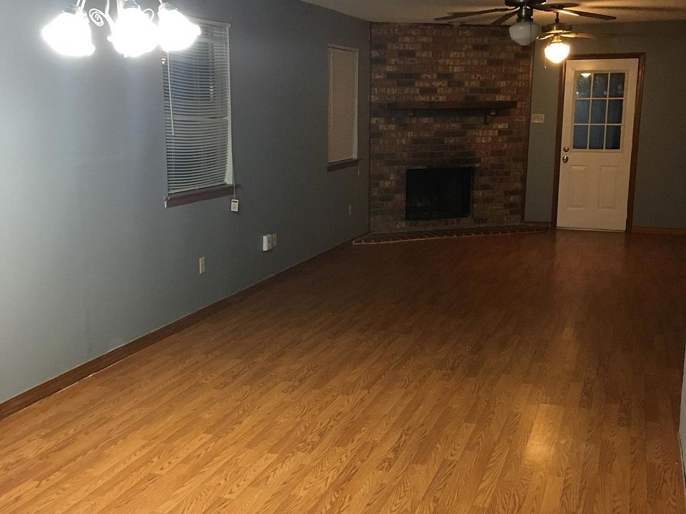 1st image of 619 Radiance St
