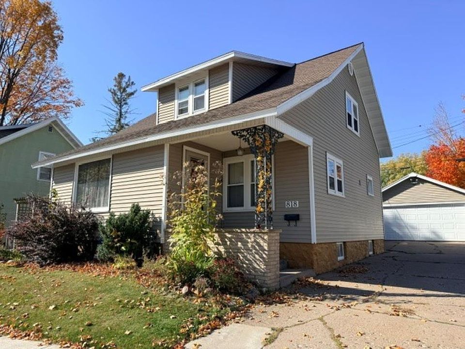 1st image of 818 N 4TH AVENUE