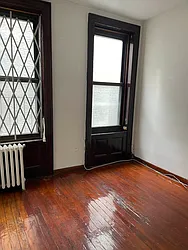 Rented by Haute Residences 