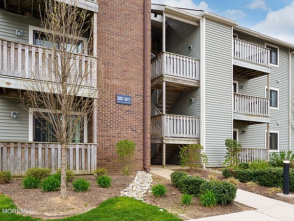 3rd image of 5011 Ravens Crest Drive #5011