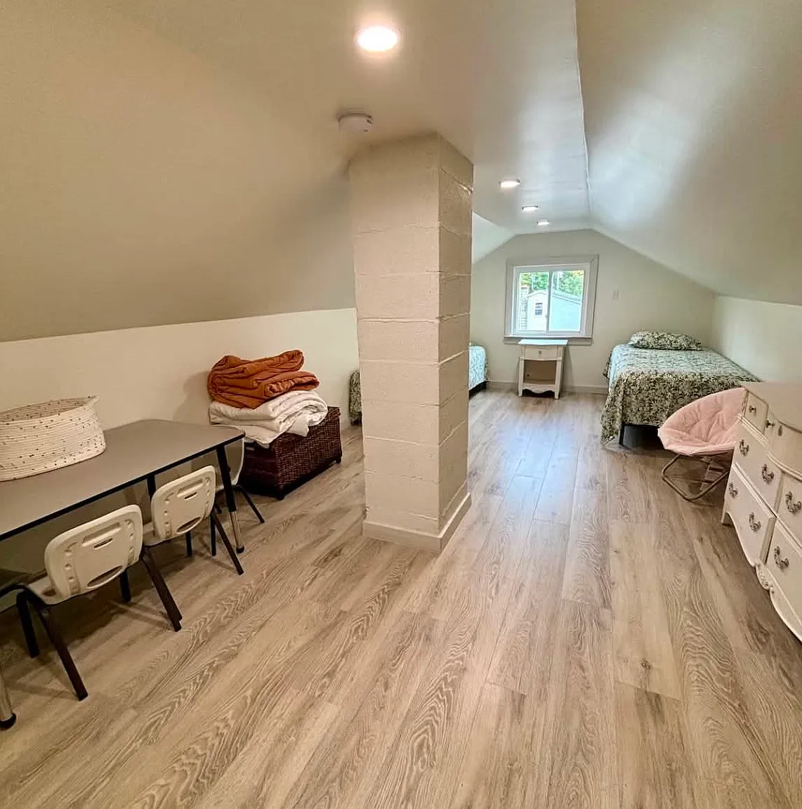 4 bed, 1554 sqft, $2,200 — Photo 2