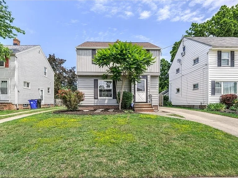3004 Portman Ave — Photo 1