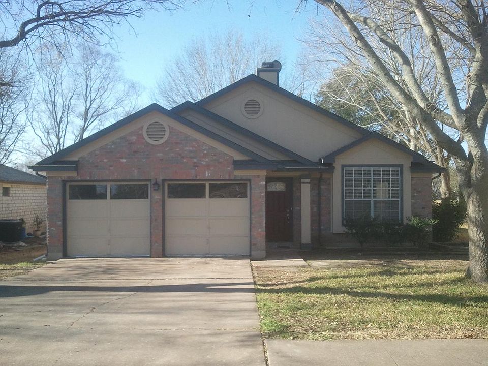 1st image of 307 W Custers Creek Bnd