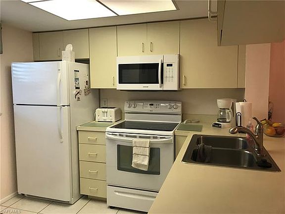 4th image of 8140 Summerlin Village Cir Unit 308