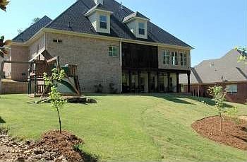 3rd image of 108 Weston Pl