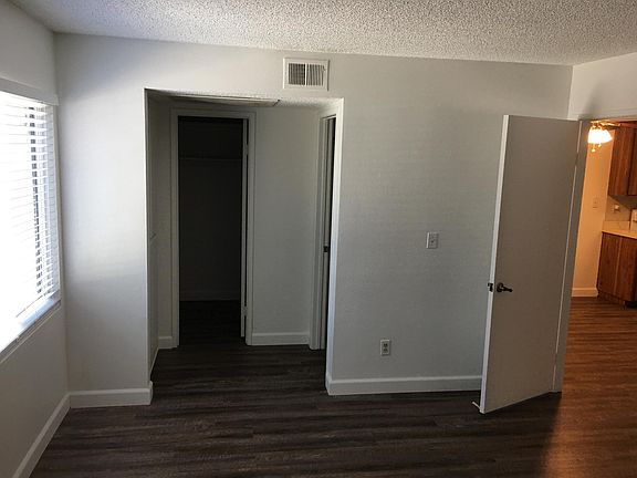 3rd image of 25611 Quail Run Unit 35