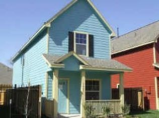 1227 Amundsen St, Houston, TX 77009