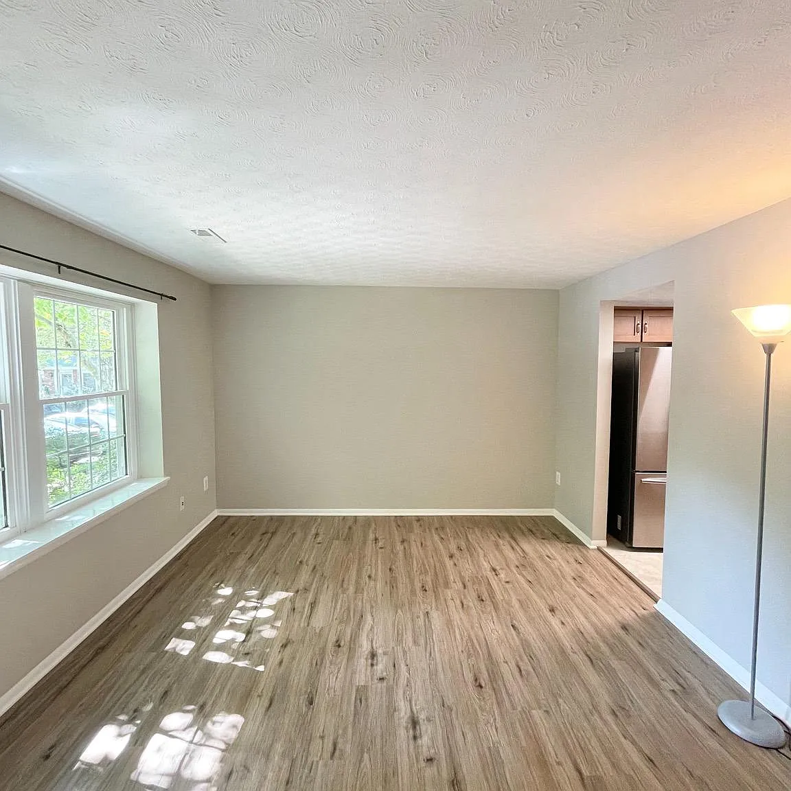 3 bed, 2.5 bath, 1280 sqft, $2,895 — Photo 4