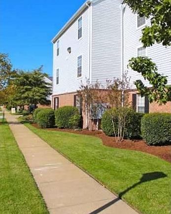 4th image of 4930 Pleasant Ave APT 101