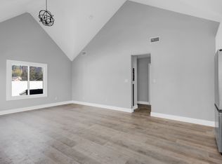 2824 S Redondo Blvd, Los Angeles, CA 90016