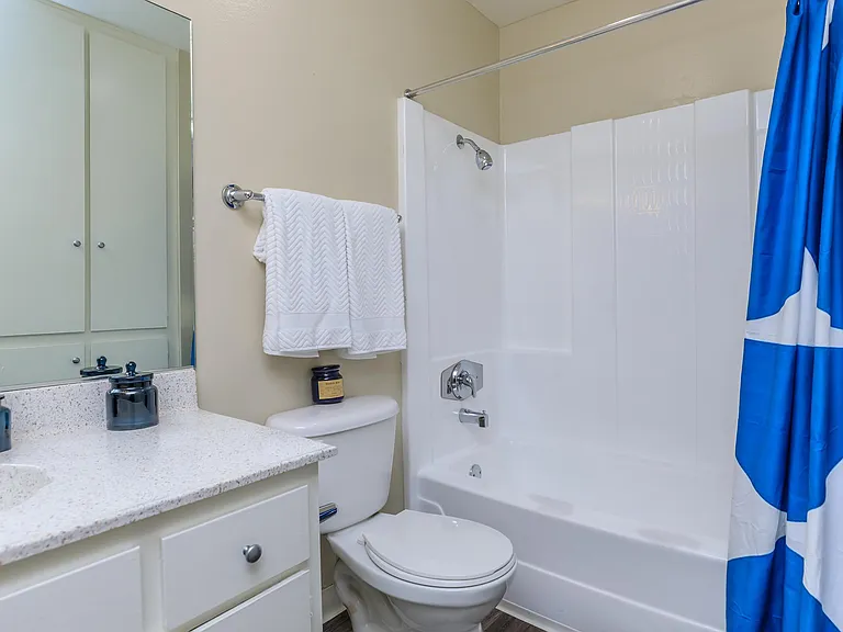 Wateridge Apartment Homes — Photo 20