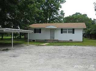 139 Troost St, Hollister, MO 65672