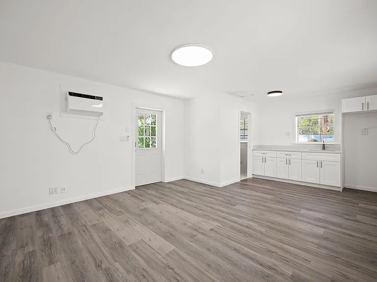 1516 Jefferson St #0 — Photo 8