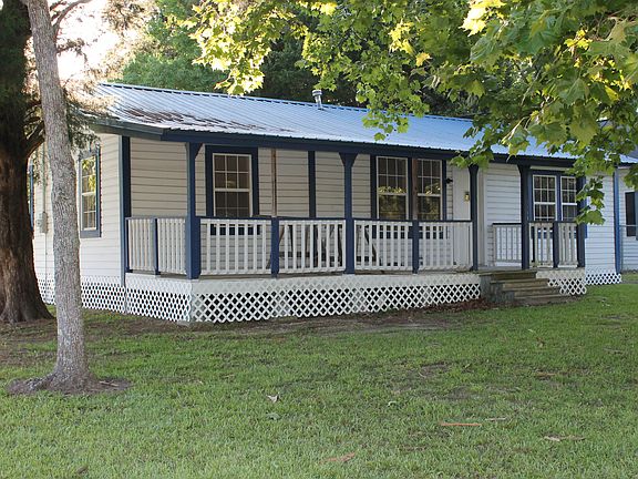 3rd image of 719 N Texas Street