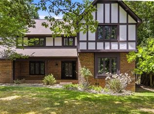4103 Oak Hollow Dr, High Point, NC 27265
