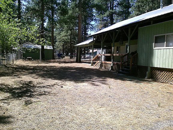 3rd image of 687-660 Hemlock Way