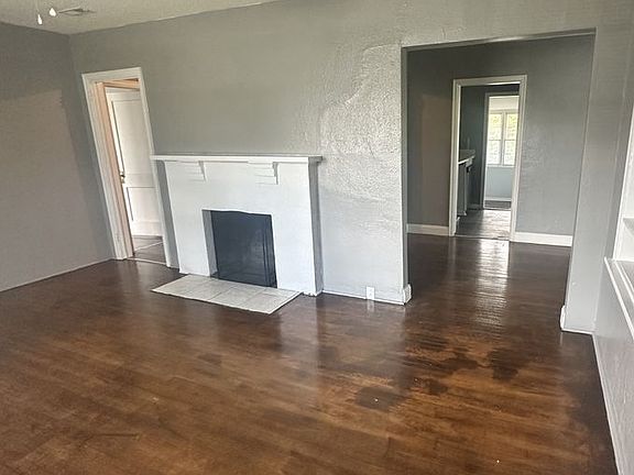 3rd image of 1712 Iola Dr