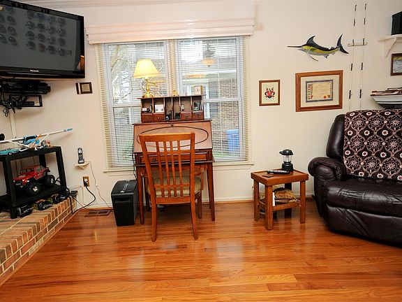 5th image of 4309 Manchester Ln