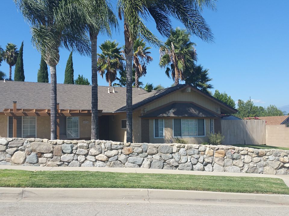 1st image of 4024 Hickory Ln