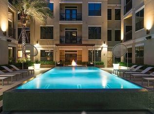 2700 Brazos St #B2, Houston, TX 77006