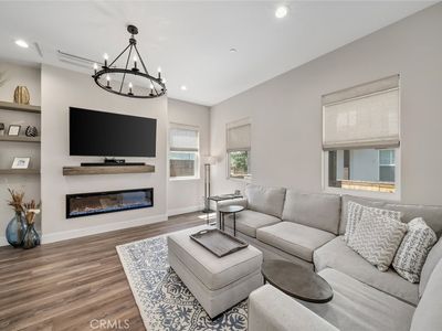 123 Earthwood Ln, San Luis Obispo, CA, 93401