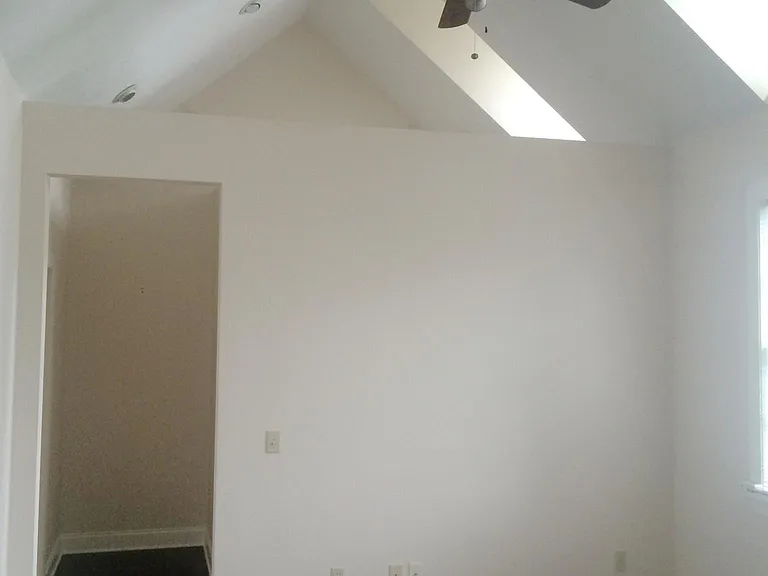 98 S Union St — Photo 18
