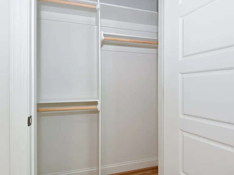 1739 Crest Rd — Photo 24