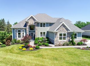 8070 Winding Ridge Blvd, Monclova, OH 43542