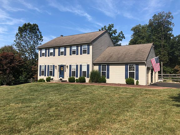 3rd image of 200 Dove Dr