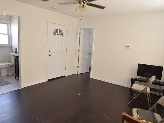 3rd image of 1828 N Bissell St #1