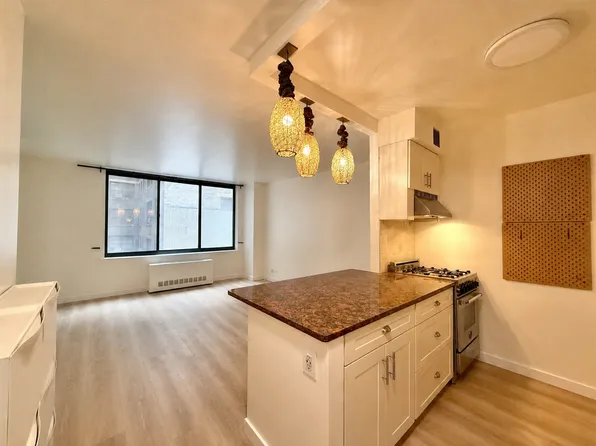 250 West 89th Street image 1 of 16