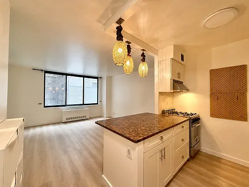 250 W 89th St #4-A Photo 1