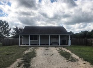 1309 Navidad Rd, Edna, TX 77957