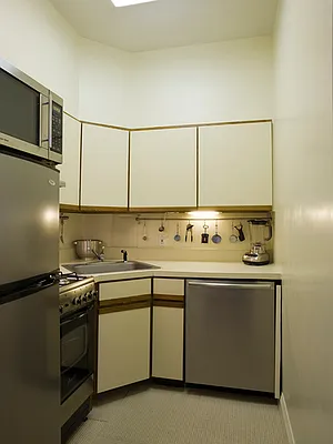 Sold by Sotheby's International Realty | media 2