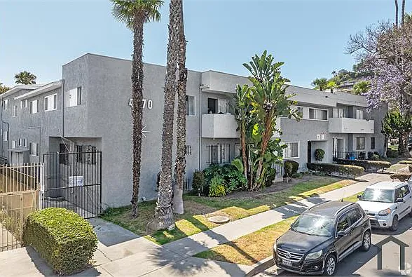 3 bed, 1100 sqft, $2,291 — Photo 4