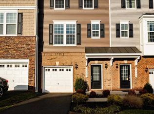 6010 Camerons Ferry Dr #204, Haymarket, VA 20169