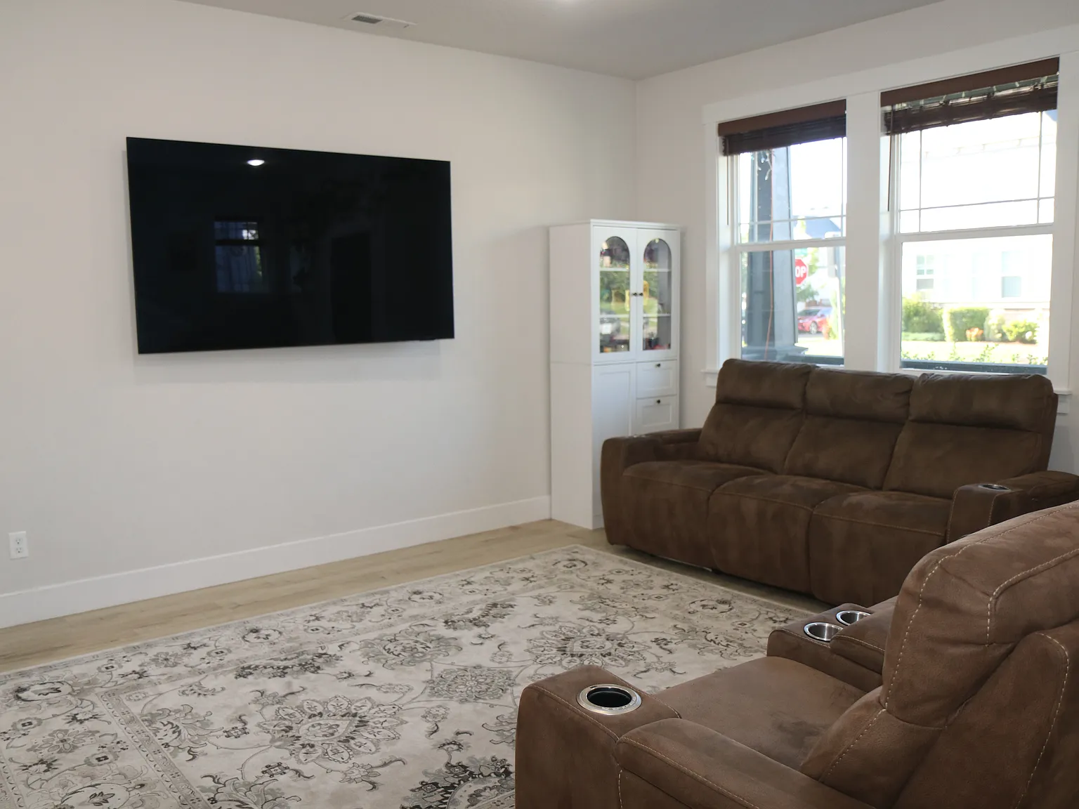 3 bed, 1568 sqft, $2,799 — Photo 4