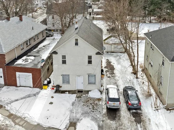 100 Harry L Dr, Johnson City, NY 13790