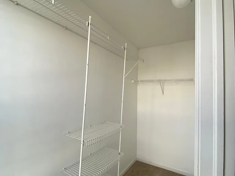 995 Symphony Dr — Photo 15