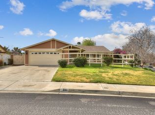 2311 Ellen St, Rialto, CA 92324