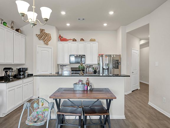 5th image of 14148 Kamilia Rd